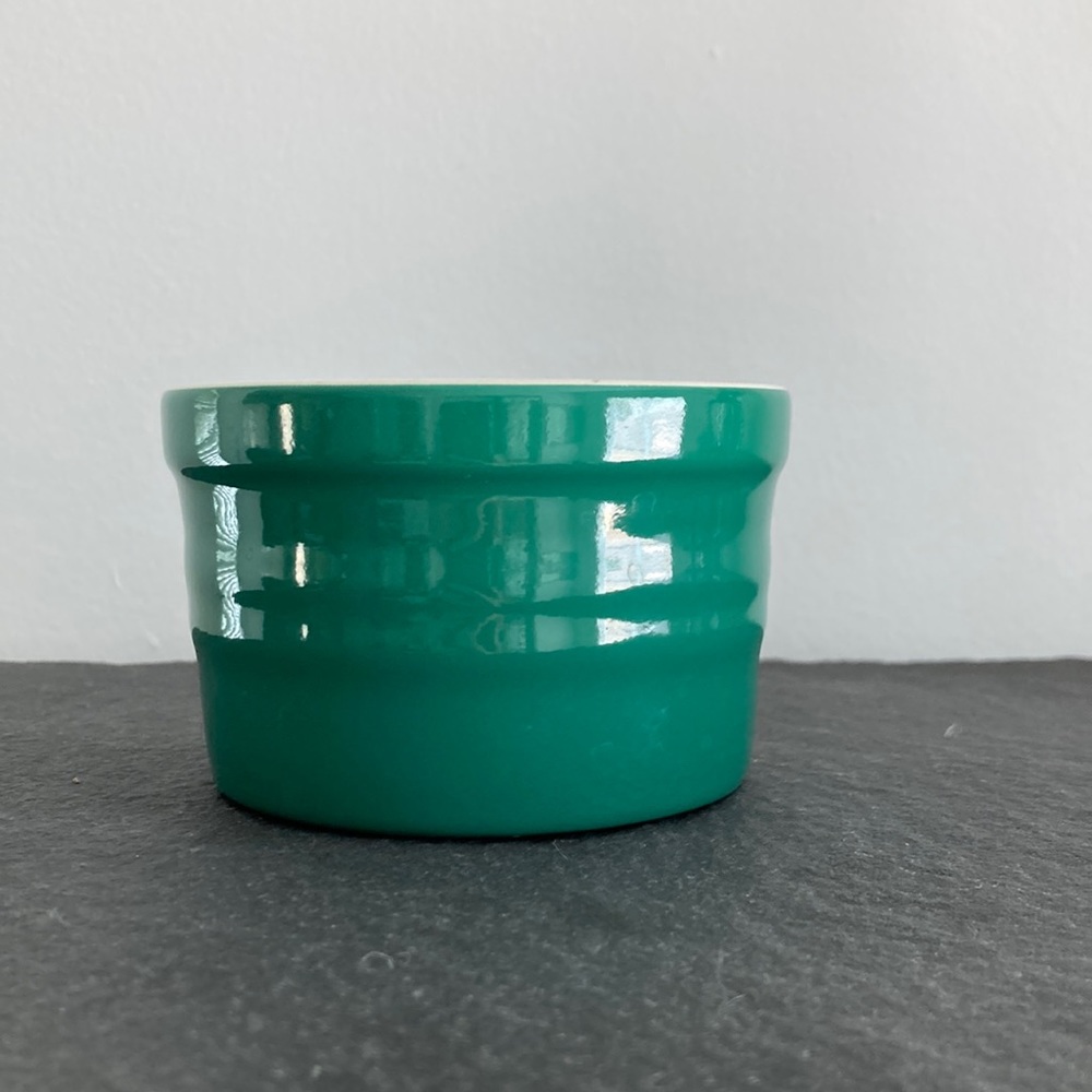 Le Gourmet Chef green ceramic stoneware round prep dish